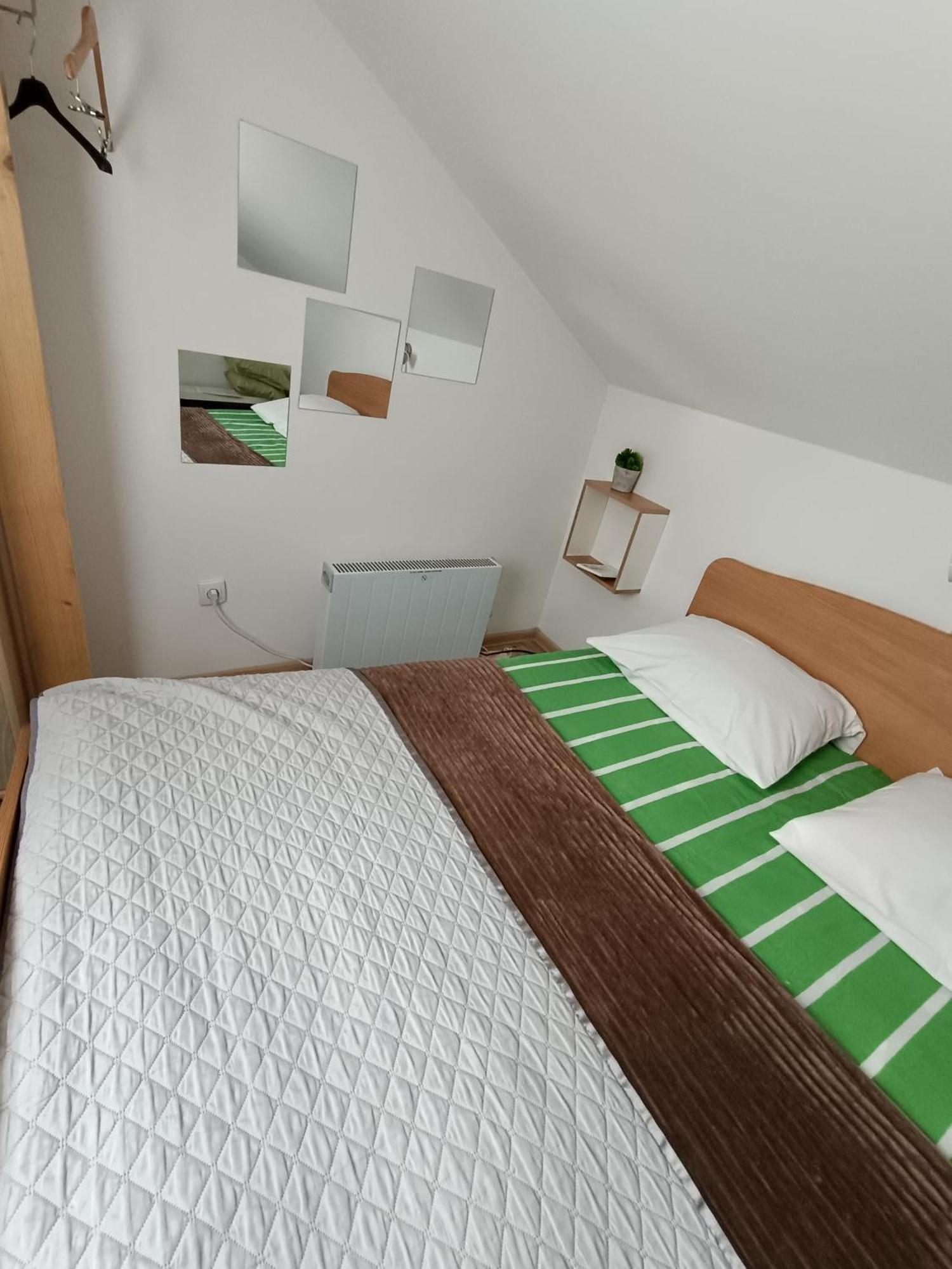 Apartmani S - Dsn Kraljevo Oda fotoğraf